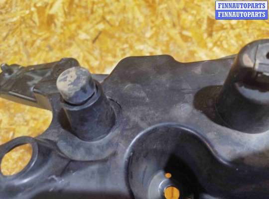 купить Кронштейн крепления крыла переднего левого на Volvo XC60 2017-2024