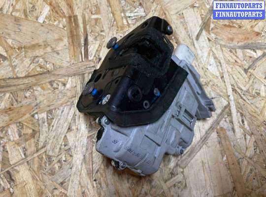 купить Замок двери задней правой на Audi A4 B7 (2004—2009)