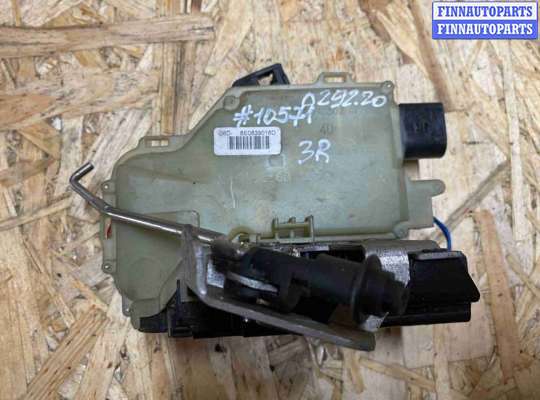 Замок боковой двери на Audi A4 (8E/8H, B6)