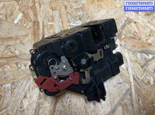 купить Замок двери задней правой на Audi A4 B6 (2000—2006)