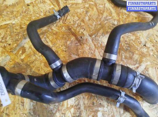 купить Патрубок радиатора на Volvo V60 (2018-2024)