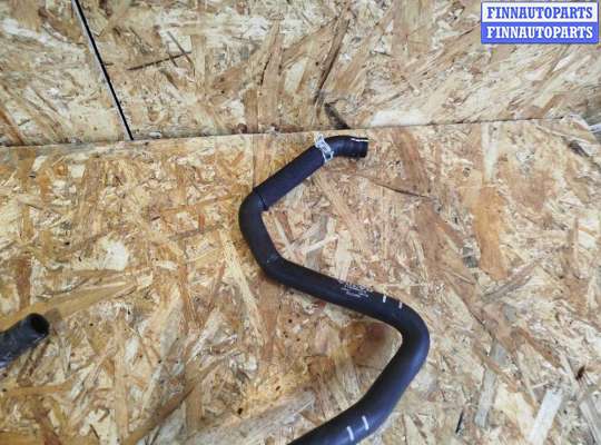 купить Патрубок радиатора на Volvo V60 (2018-2024)