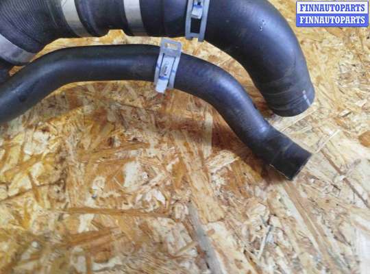 купить Патрубок радиатора на Volvo V60 (2018-2024)