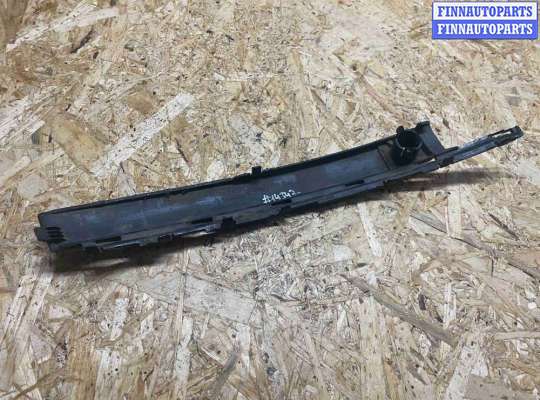 купить Молдинг бампера переднего на Audi A8 D3 (2002—2005)