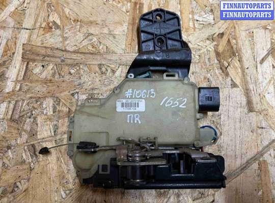 Замок боковой двери на Volkswagen Passat B5+ (3B, GP)