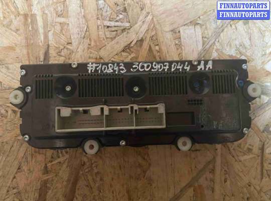 Блок управления печкой на Volkswagen Passat B6 (3C)