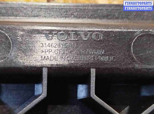 купить Обшивка багажника на Volvo V60 (2018-2024)