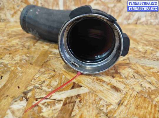 купить Патрубок интеркулера на Volvo V60 (2018-2024)