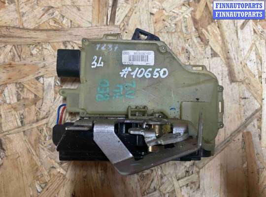 Замок боковой двери на Audi A4 (8E/8H, B6)