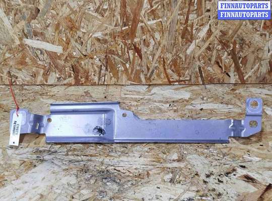 купить Кронштейн крепления крыла переднего левого на Volvo XC60 2017-2024