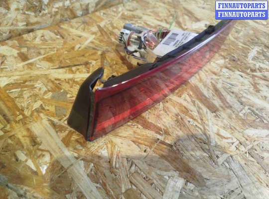 купить Фонарь крышки багажника правый на Volvo S90 2020-2024