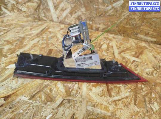 купить Фонарь крышки багажника правый на Volvo S90 2020-2024