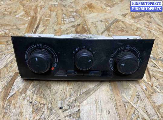 Блок управления печкой на Skoda Roomster (5J)