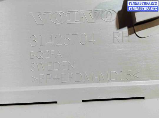 Обшивка салона на Volvo XC60 II (UZ)