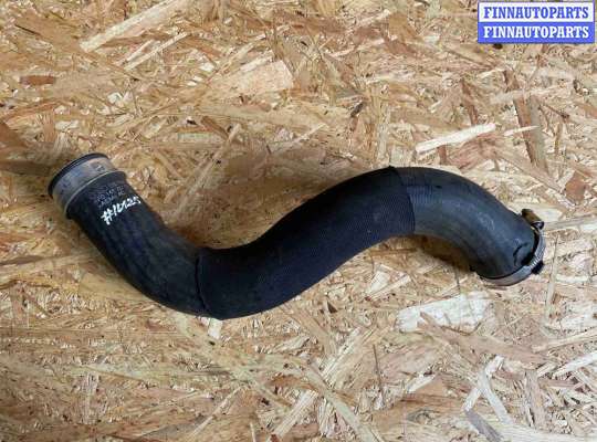 Патрубок (трубка, шланг) на Audi A6 (C6)