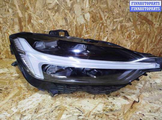 купить Фара правая на Volvo XC60 2017-2024
