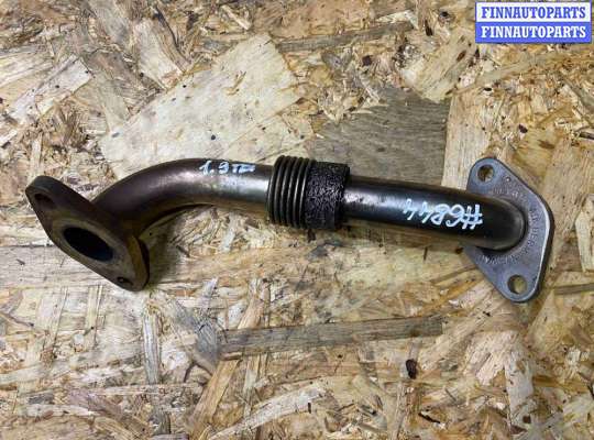 Патрубок (трубка, шланг) на Audi A3 (8L)