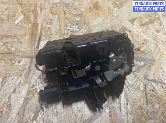 купить Замок двери задней левой на Audi A6 C5 рестайлинг (2001—2004)