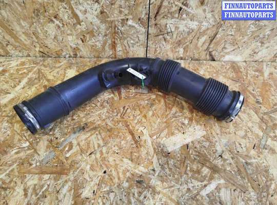 купить Патрубок воздушного фильтра на Volvo V60 (2018-2024)