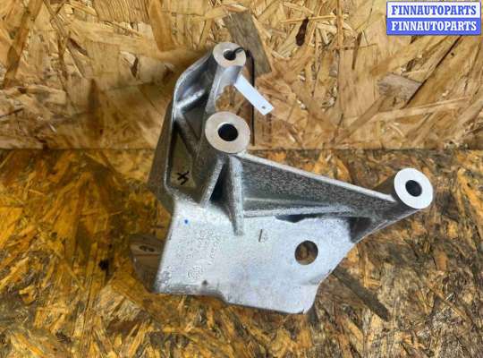 купить Подушка крепления двигателя на Volvo V60 (2018-2024)