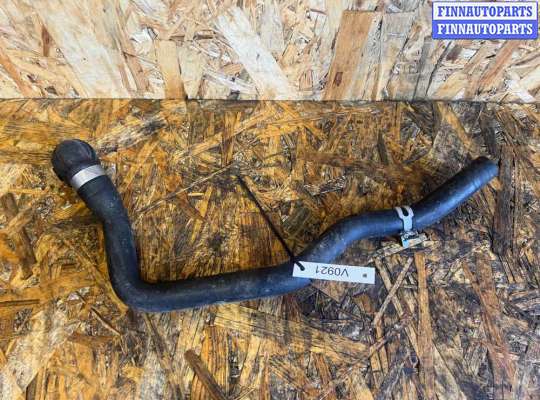 купить Патрубок радиатора на Volvo V60 (2018-2024)