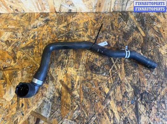 купить Патрубок радиатора на Volvo V60 (2018-2024)