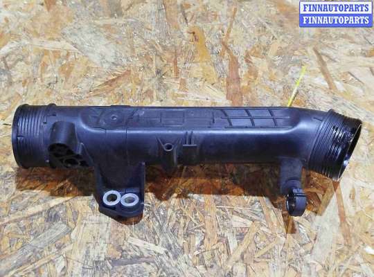 Патрубок (трубка, шланг) на Volvo XC90 II