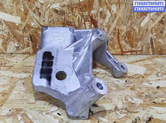 купить Кронштейн двигателя на Volvo S60 III (2018—2023)