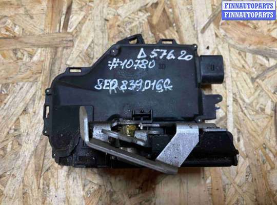 Замок боковой двери на Audi A4 (8E/8H, B6)