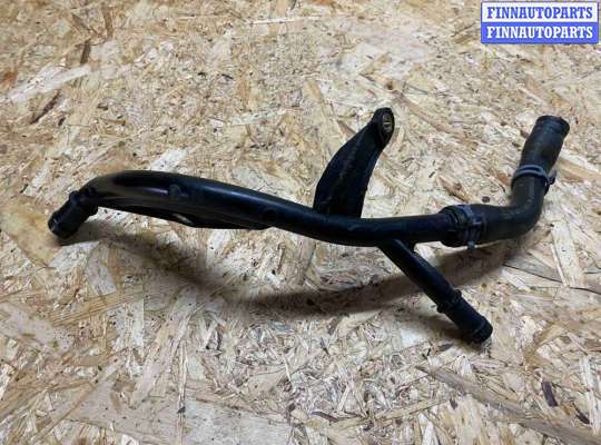 Патрубок (трубка, шланг) на Volkswagen Caddy III (2K)