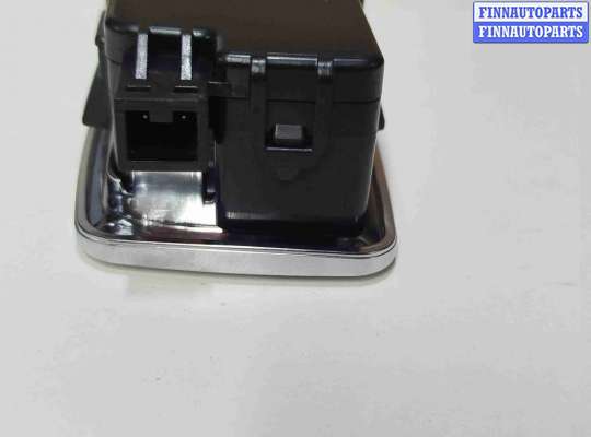 купить Фонарь салона (плафон) на Volvo XC90 II рестайлинг (2019—2023)