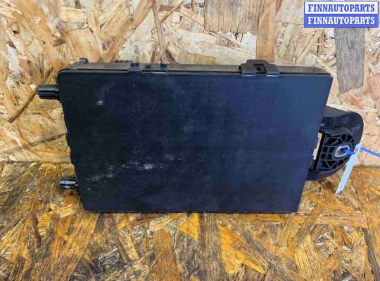 купить Блок предохранителей на Volvo V60 (2018-2024)