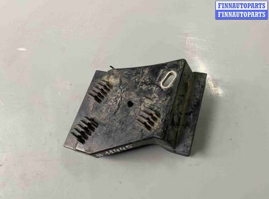 Кронштейн бампера на Audi A8 (D2, 4D)