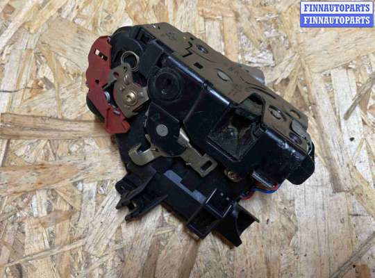 купить Замок двери задней правой на Audi A6 C5 (1997—2001)