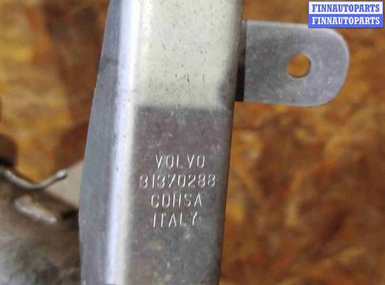 купить Патрубок интеркулера на Volvo V60 (2018-2024)