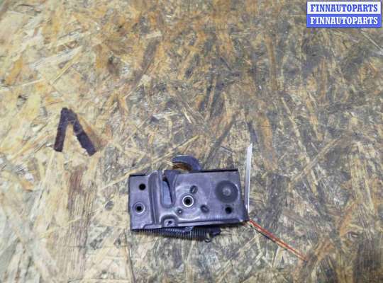 Замок капота