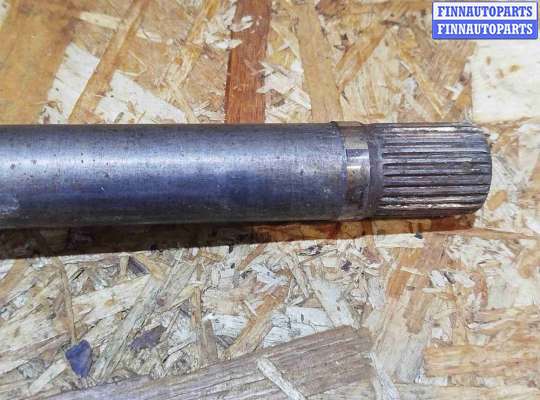 купить Полуось передняя правая (приводной вал, ШРУС) на Volvo XC90 II рестайлинг (2019—2023)