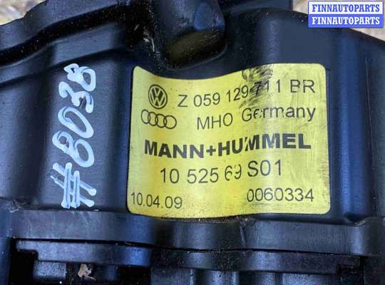 Коллектор впускной на Audi A6 (C6)