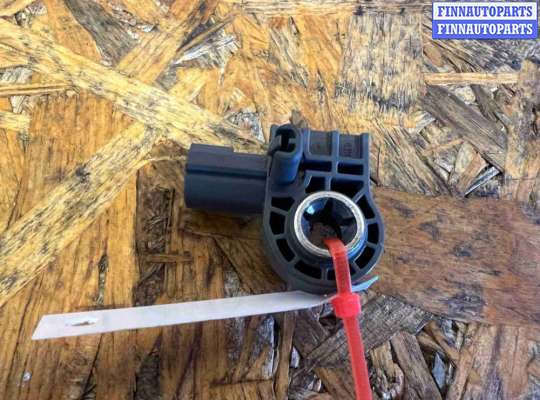 купить Датчик удара на Volvo V60 (2018-2024)