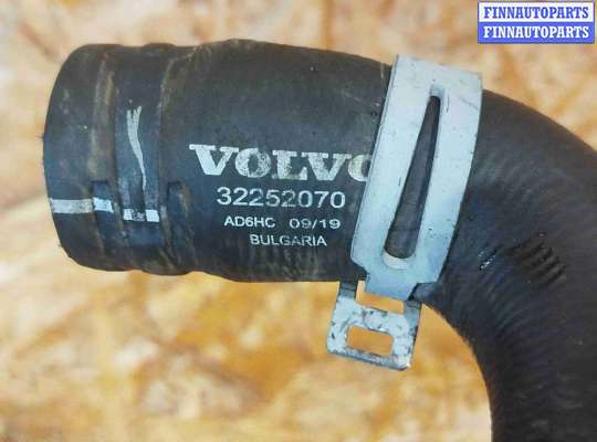 купить Патрубок радиатора на Volvo V60 (2018-2024)