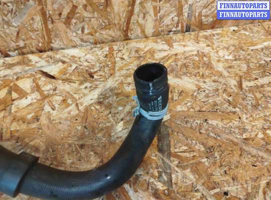 купить Патрубок радиатора на Volvo V60 (2018-2024)