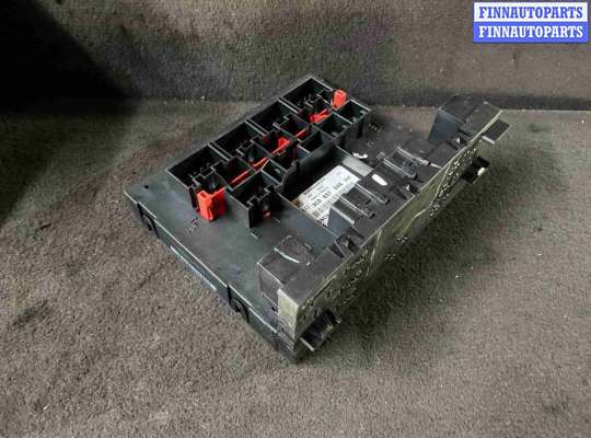 Блок предохранителей на Volkswagen Passat B6 (3C)