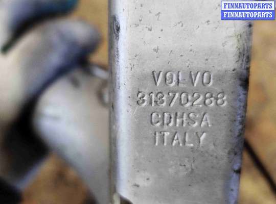 купить Патрубок интеркулера на Volvo V60 (2018-2024)