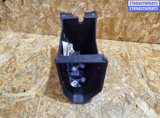 купить Полка аккумулятора (площадка АКБ) на Volvo XC60 2017-2024