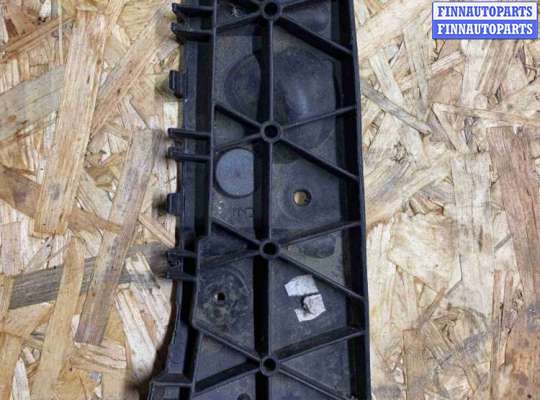 Кронштейн бампера на Audi A4 (8E/8H, B6)