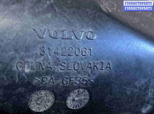 купить Патрубок интеркулера на Volvo V60 (2018-2024)