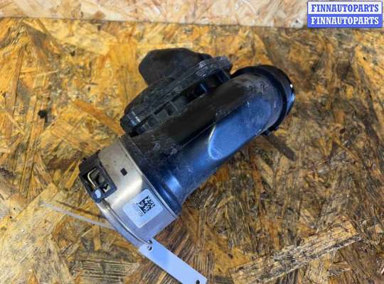 купить Патрубок интеркулера на Volvo V60 (2018-2024)