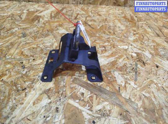 Купить Крюк капота на Volvo XC60 2017-2024 Крюк капота VL529236 на Volvo XC60 2017-2024