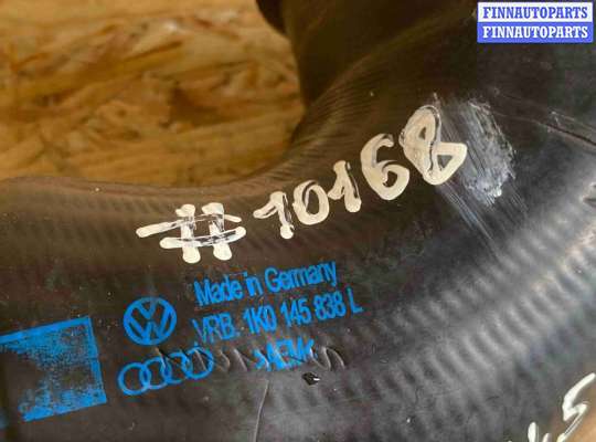 Патрубок (трубка, шланг) на Volkswagen Caddy III (2K)