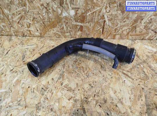 купить Патрубок воздушного фильтра на Volvo V60 (2018-2024)